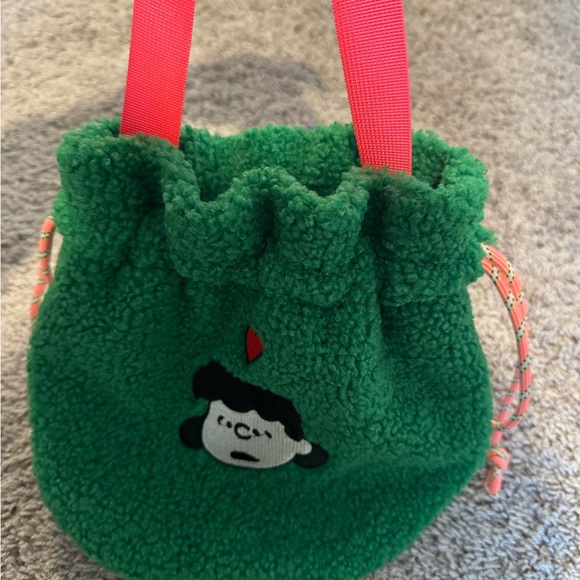 Green Kids Drawstring Bag - Picture 2 of 4